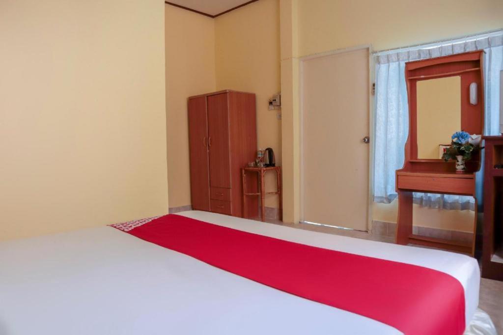 Oyo 681 Paradise Hotel Ao Nang المظهر الخارجي الصورة